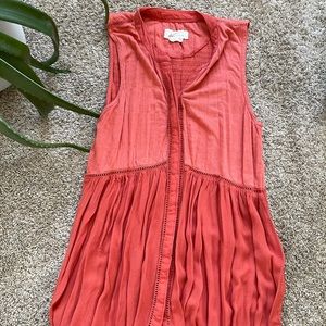 Anthropologie Women’s Sleeveless Hidden Button Front Tunic Size Small